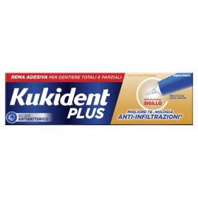 Kukident Plus Crema Adesiva Sigillo Anti Infiltrazioni per Dentiere 40 g