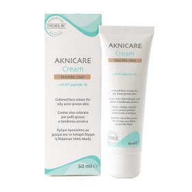 General Topics Crema Trattante Colorata Per Pelle Acneica Aknicare Cream Teintee Clair Tubetto 50 Ml