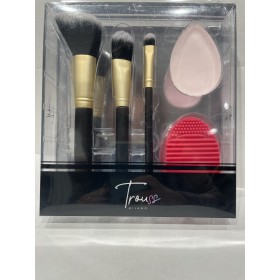 Trouss Milano set 3 Pennelli Viso + Spazzola Pulizia Pennelli + Spugna Makeup + Beautyblender Pink